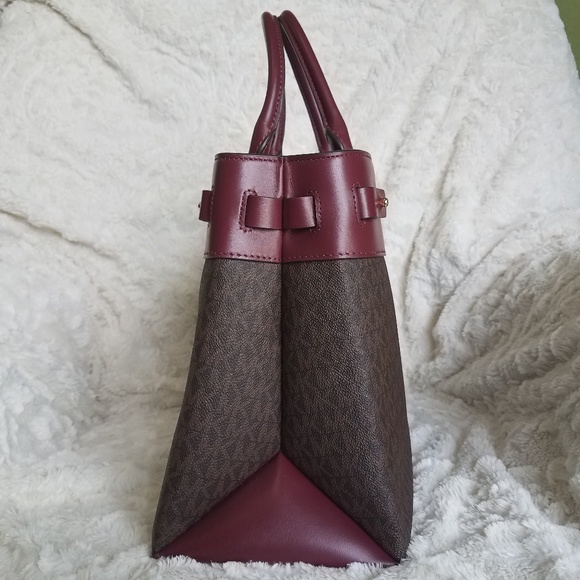 Michael Kors Gramercy Satchel - Picture 3 of 8